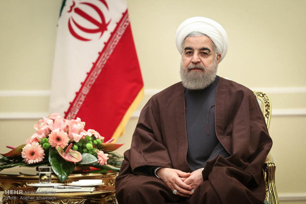 روحانی: هیچ‌گاه از حق خود در صادرات نفت نمی‌گذریم 